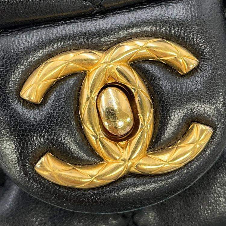 Pre Owned Chanel Chain Shoulder Bag Matelasse Coco Mark Lambskin
