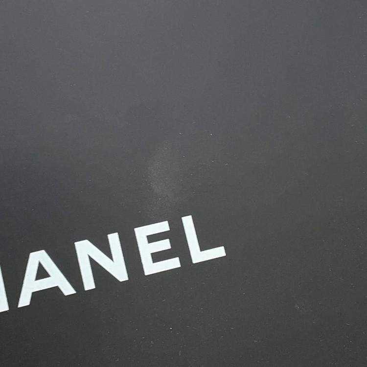 Pre Owned Chanel Chain Shoulder Bag Matelasse Coco Mark Lambskin