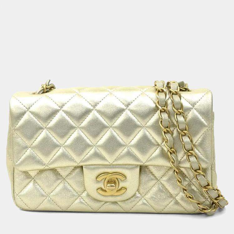 Pre Owned Chanel Gold Leather Shoulder Bag