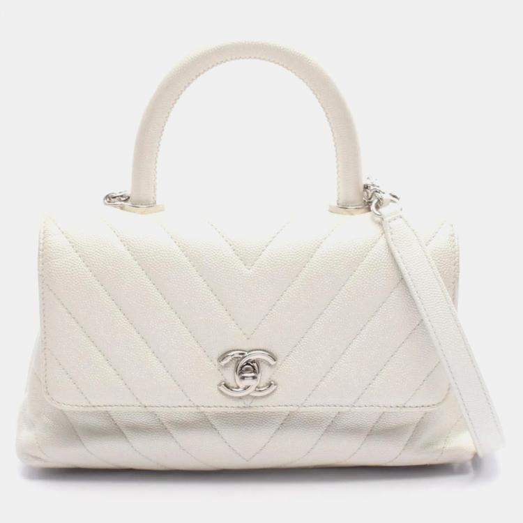 Pre Owned Chanel Coco Handle Flap Matelasse Handbag In Calfskin Leather White