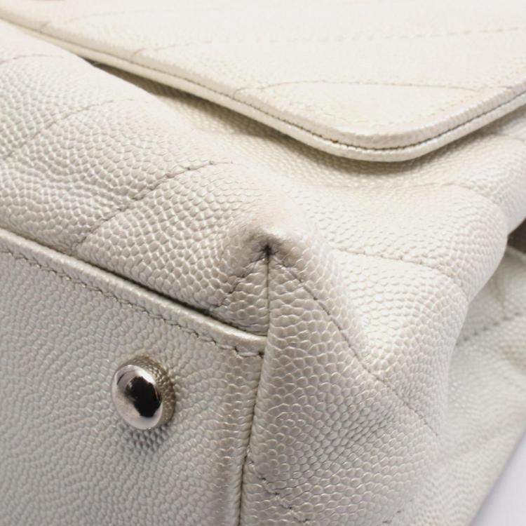 Pre Owned Chanel Coco Handle Flap Matelasse Handbag In Calfskin Leather White
