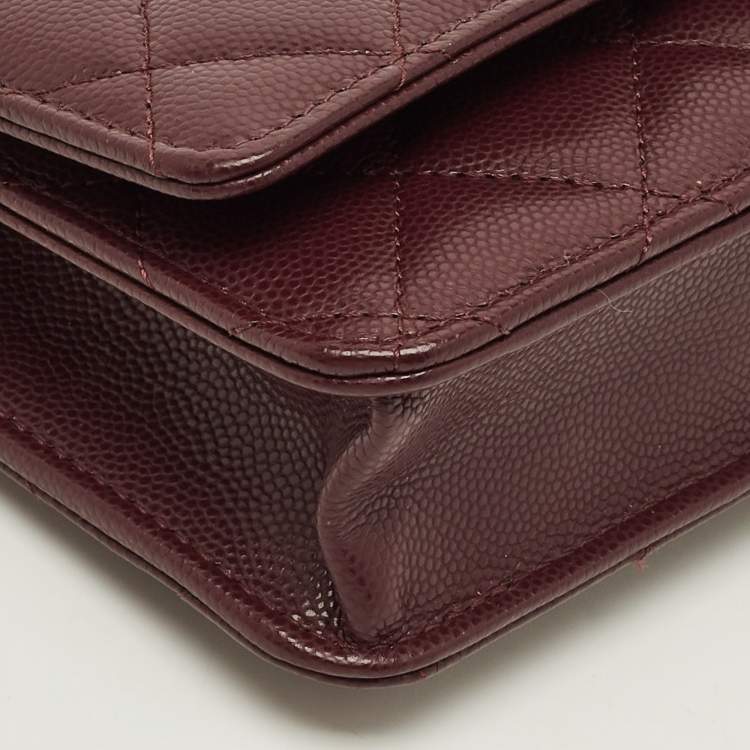 مملوكة مسبقًا Chanel CC Burgundy Quilted Caviar Leather Wallet On Chain