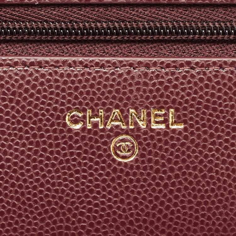 مملوكة مسبقًا Chanel CC Burgundy Quilted Caviar Leather Wallet On Chain