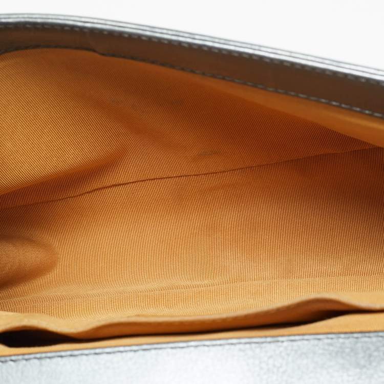 Pre Owned Chanel Boy Medium Metallic Grey Quilted Leather Flap Bag