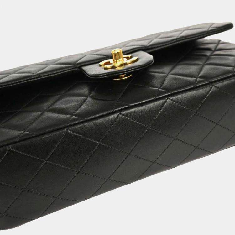 Pre Owned Chanel Black Lambskin Medium Classic Double Flap Shoulder Bag