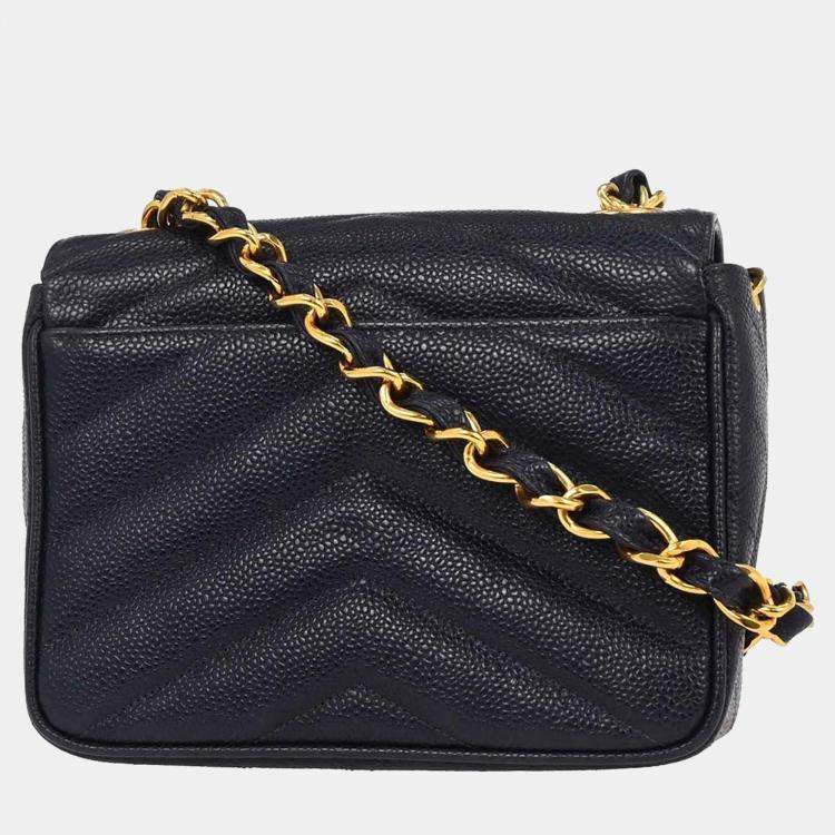 مملوكة مسبقًا Chanel Navy Calfskin Single Flap Shoulder Bag