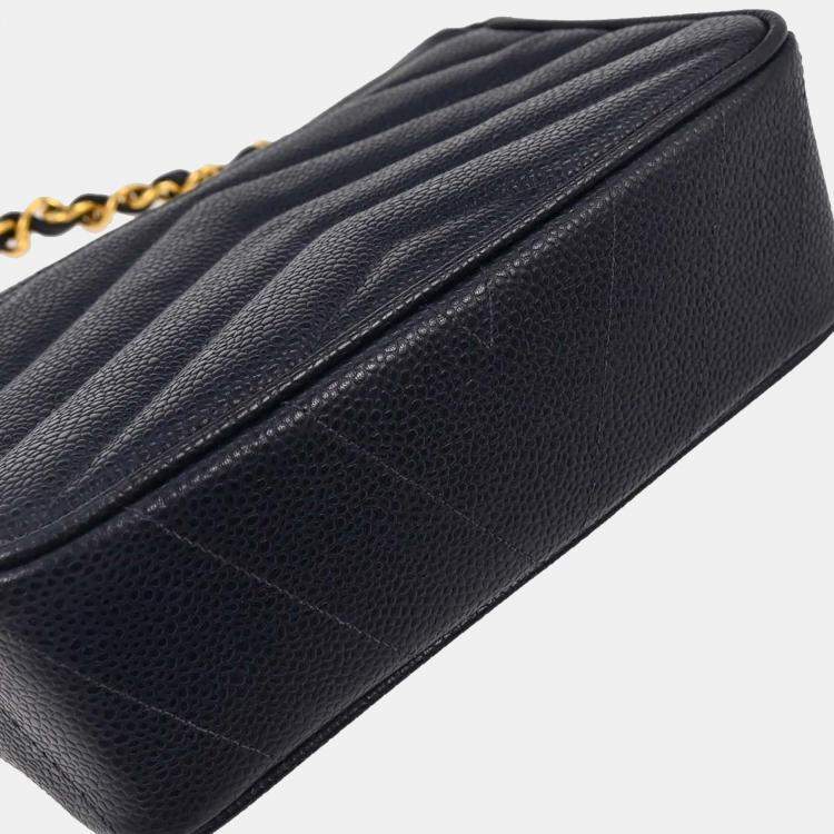 مملوكة مسبقًا Chanel Navy Calfskin Single Flap Shoulder Bag