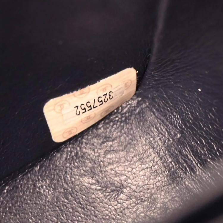 مملوكة مسبقًا Chanel Navy Calfskin Single Flap Shoulder Bag