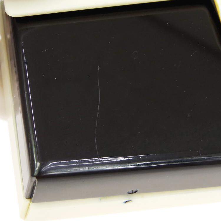 Pre Owned Chanel Black White Acrylic Shoulder Bag