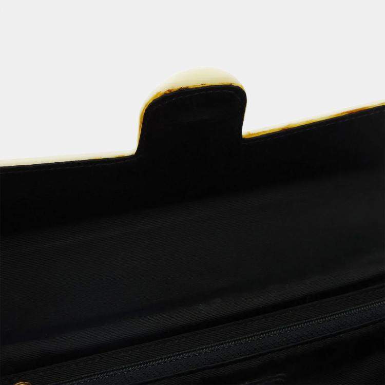 Pre Owned Chanel Black White Acrylic Shoulder Bag