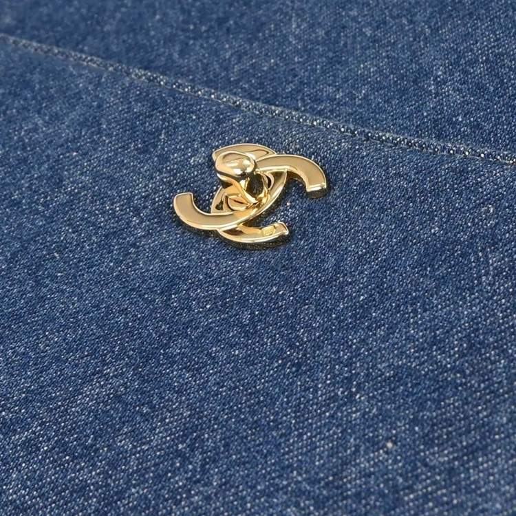 مملوكة مسبقًا Chanel Blue Denim Top Handle Bag