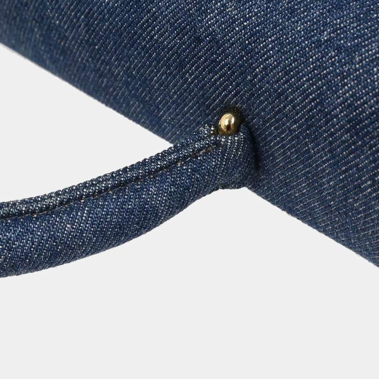 مملوكة مسبقًا Chanel Blue Denim Top Handle Bag