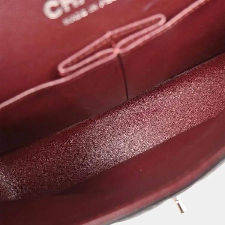 مملوكة مسبقًا Chanel Classic Double Flap Medium Black Calfskin Leather Shoulder Bag