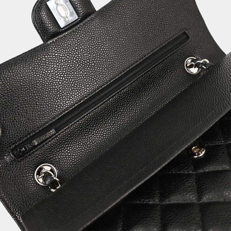مملوكة مسبقًا Chanel Classic Double Flap Medium Black Calfskin Leather Shoulder Bag