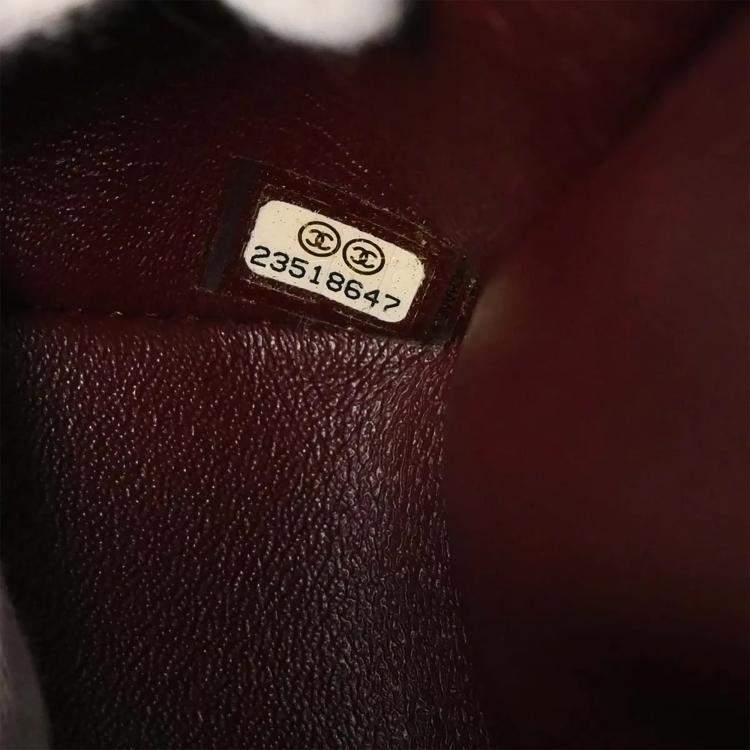 مملوكة مسبقًا Chanel Classic Double Flap Medium Black Calfskin Leather Shoulder Bag