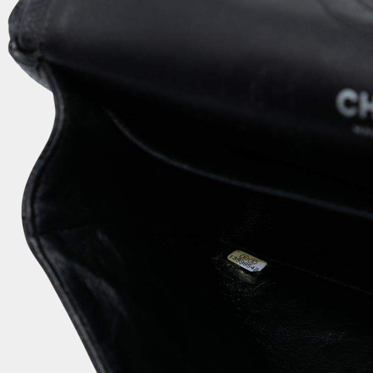 Pre Owned Chanel Black Medium Classic Caviar Double Flap