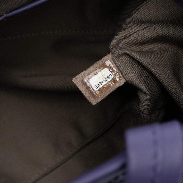 مملوكة مسبقًا Chanel Purple Medium CC Quilted Calfskin Pocket Tote