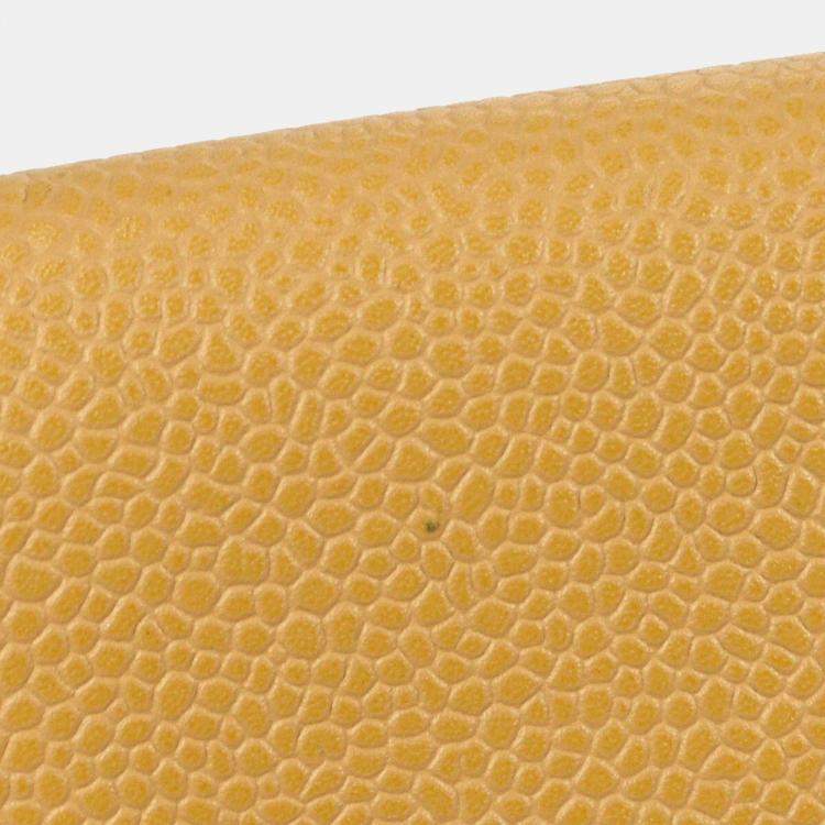 مملوكة مسبقًا Chanel Small Beige Calfskin Leather Key Case