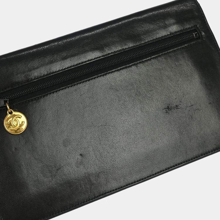 Pre Owned Chanel Black Lambskin Leather Wallet