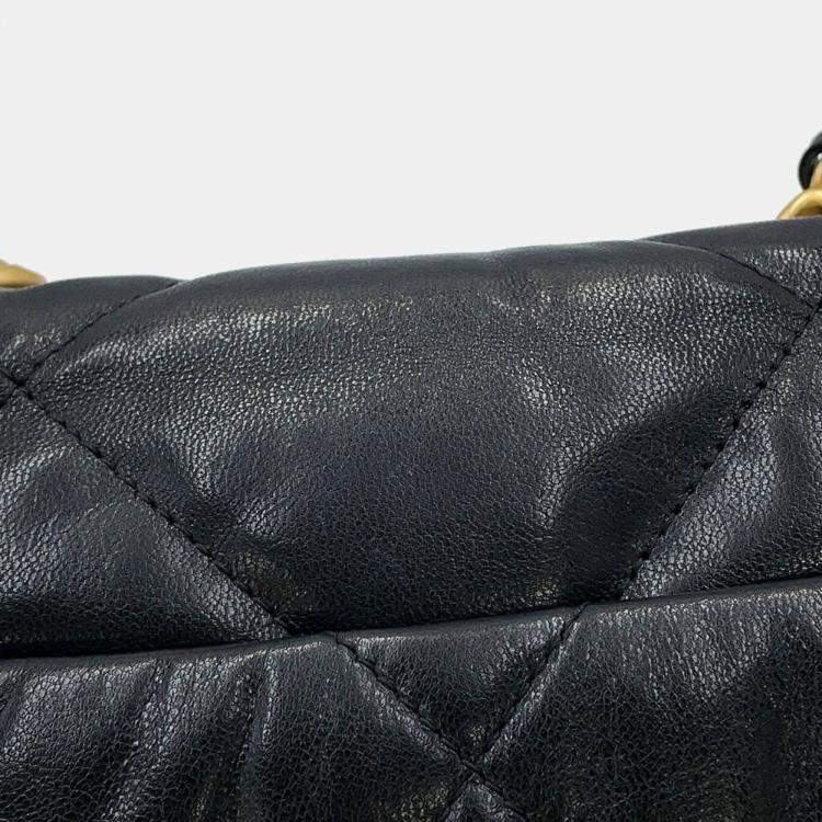 Pre Owned Chanel 19 Matelasse Lambskin Leather Shoulder Bag