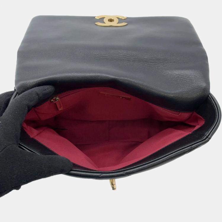 Pre Owned Chanel 19 Matelasse Lambskin Leather Shoulder Bag