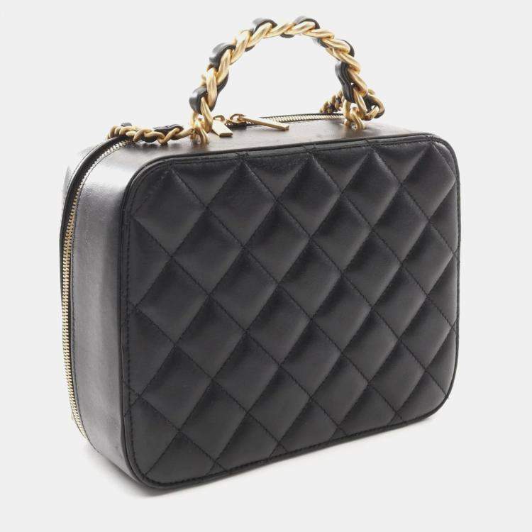 Pre Owned Chanel Matelasse Shoulder Bag Lambskin (Sheepskin) Black