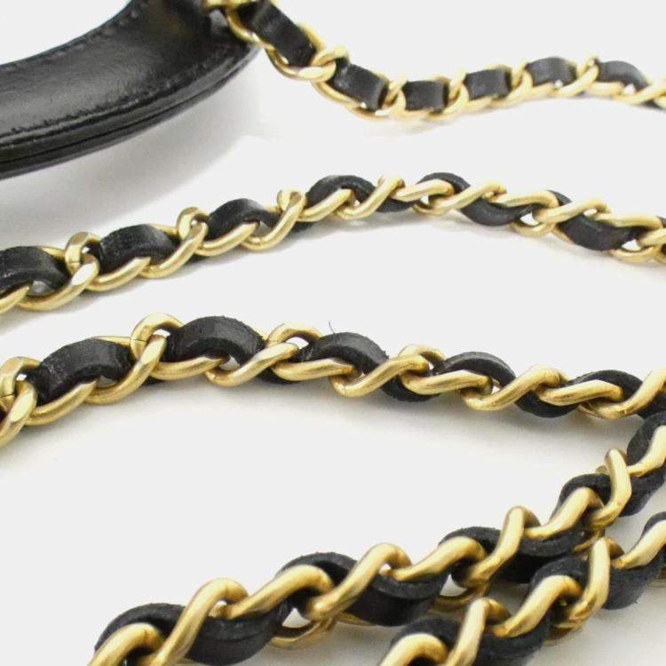 Pre Owned Chanel Black Calf Chain Clutch 