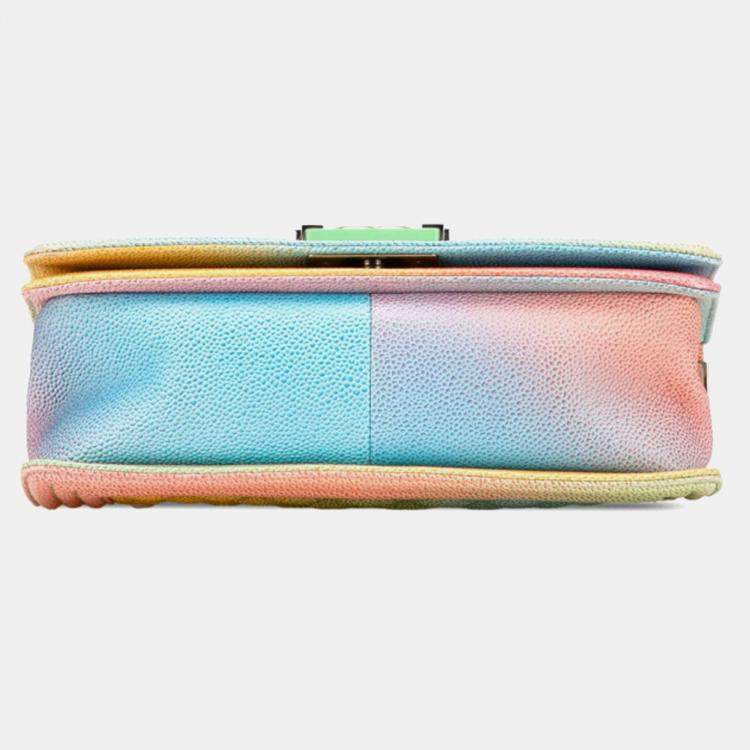 مملوكة مسبقًا Chanel Boy Chanel Coco Mark Chain Shoulder Bag In Multicolored Caviar Skin