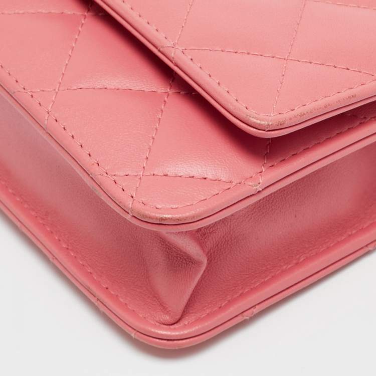 Pre Owned Chanel Trendy CC Pink Quilted Leather Wallet On Chain