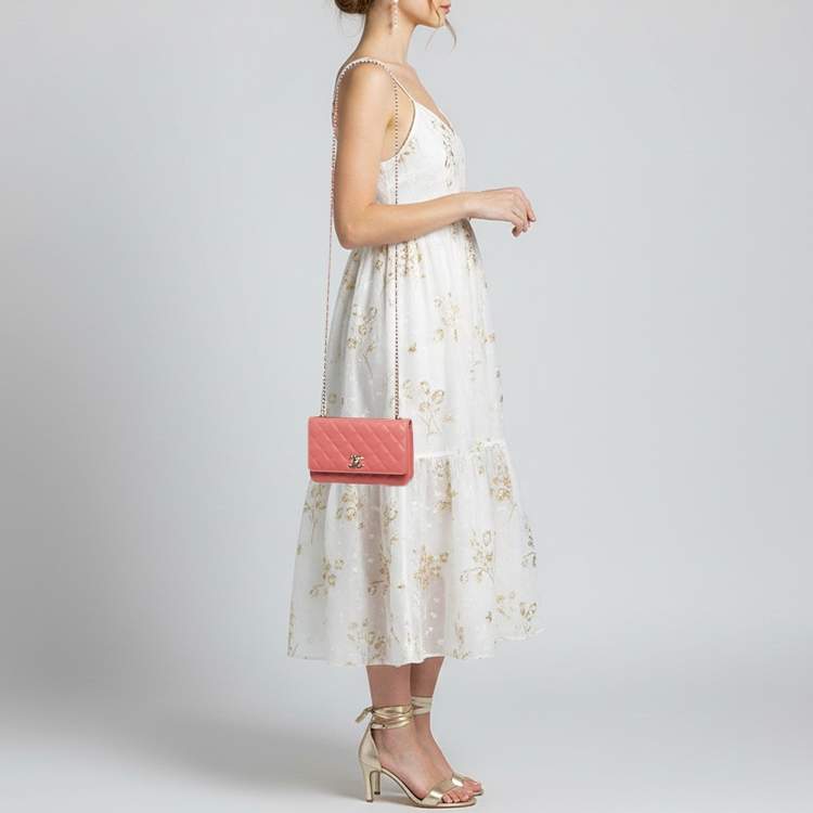 Pre Owned Chanel Trendy CC Pink Quilted Leather Wallet On Chain