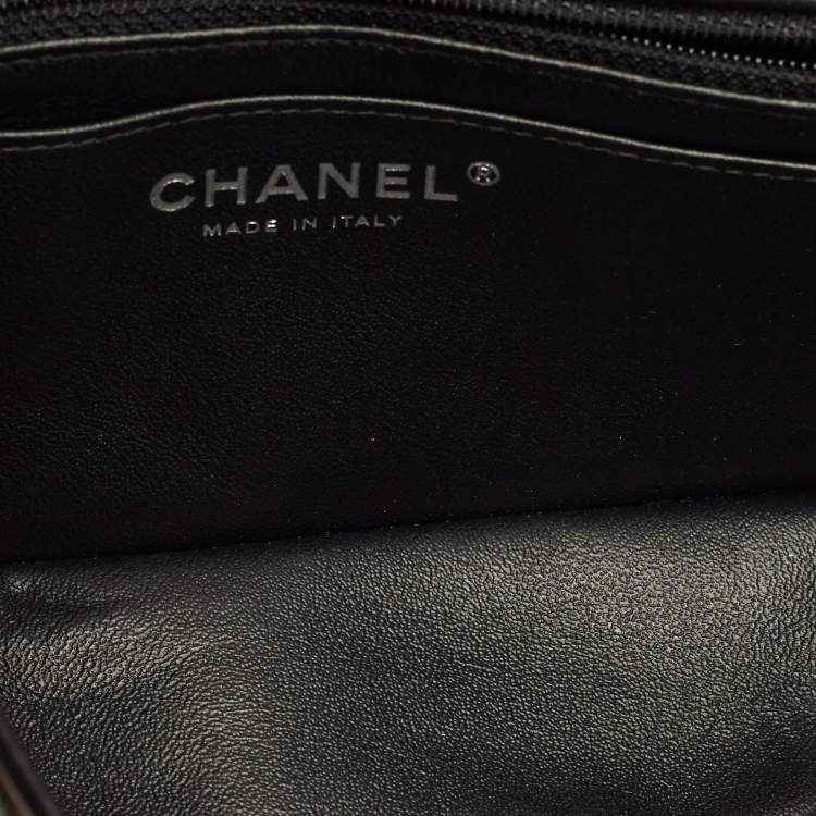 Pre Owned Chanel Classic Single Flap Mini Black/Pink Quilted Patent Leather Bag