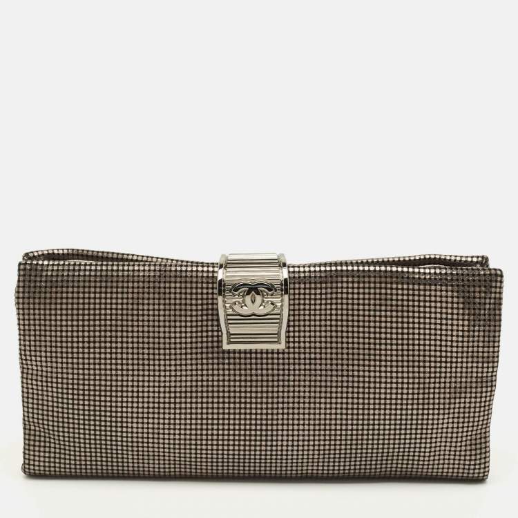 Pre Owned Chanel CC Fold Over Silver Chainmail Leather Clutch