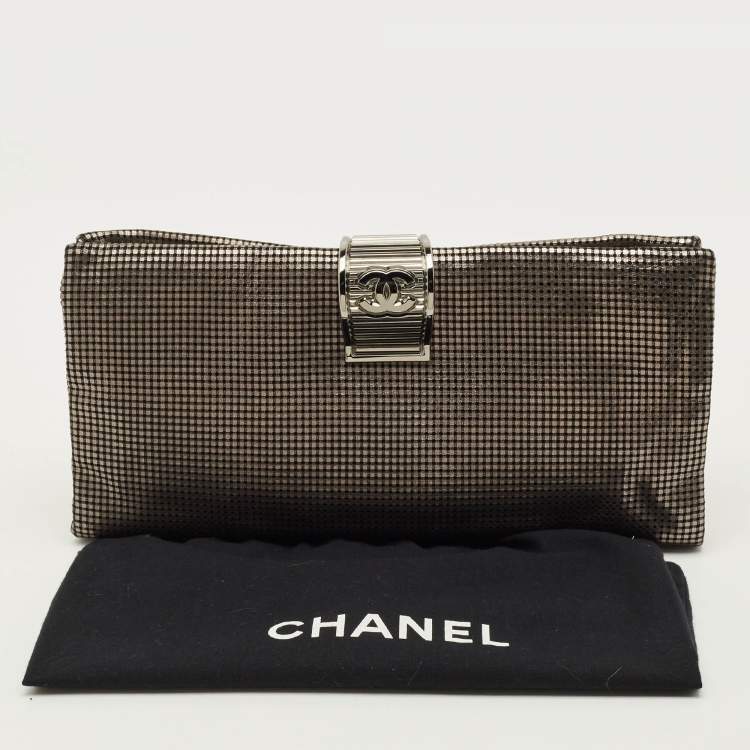 Pre Owned Chanel CC Fold Over Silver Chainmail Leather Clutch