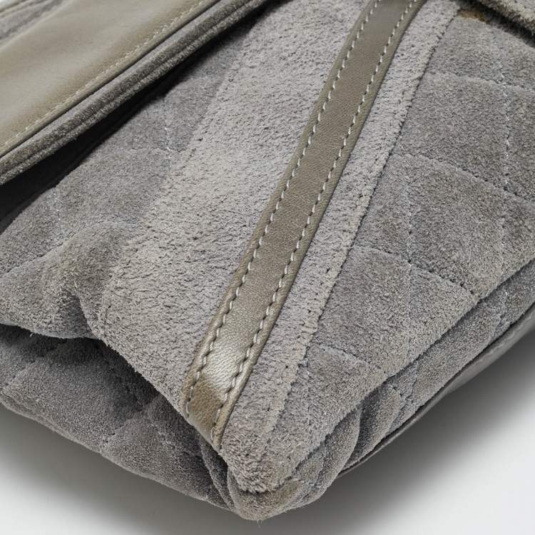 Pre Owned حقيبة شانيل يونيون جاك رييشو رمادية جلدية ومبطنة بالسويد ذات قلاب