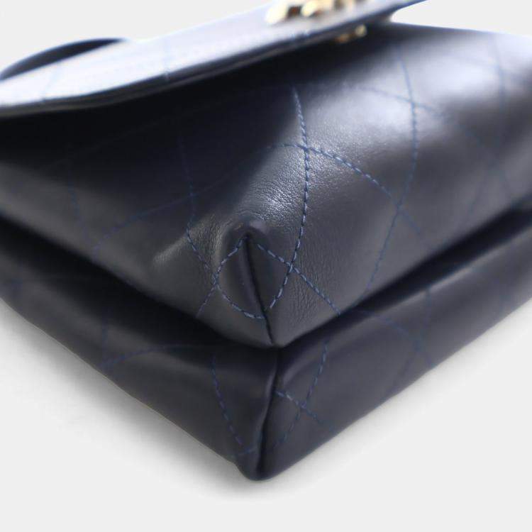 Pre Owned Chanel Calfskin Quilted Top Handle