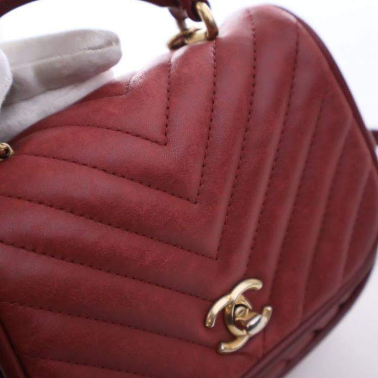Pre Owned Chanel Mini Red Lambskin Reversed Round Flap Bag