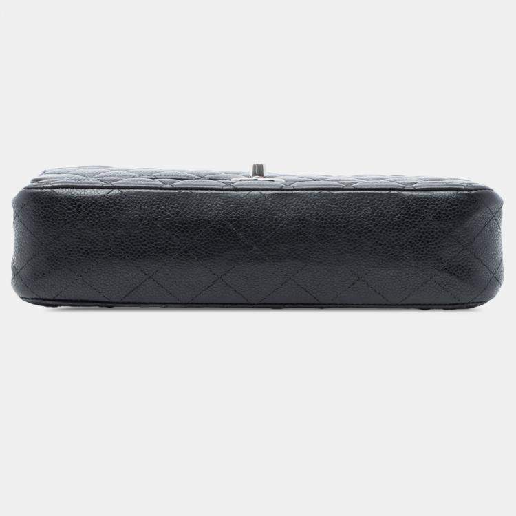 Pre Owned Chanel Black Medium Classic Caviar Double Flap