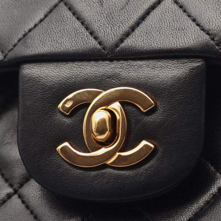 Pre Owned Chanel Classic Double Flap Black Lambskin Leather Shoulder Bag