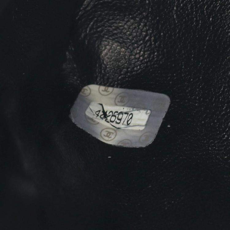 Pre Owned Chanel Black Caviar Grained Calfskin Leather Top Handle Bag