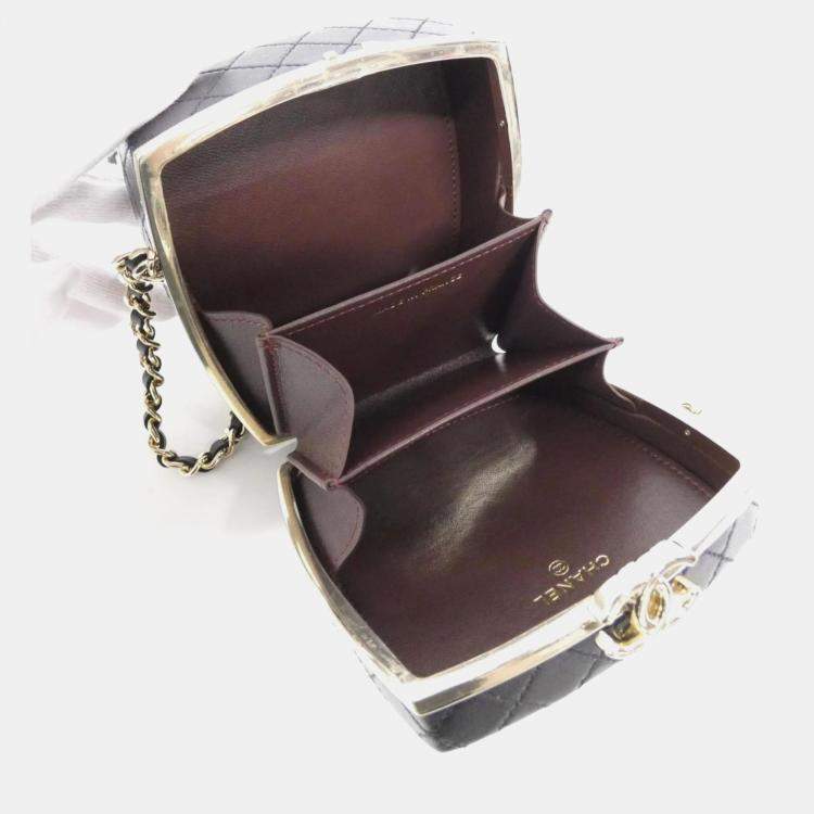 Pre Owned Chanel Beige/Black Lambskin Chain Clutch