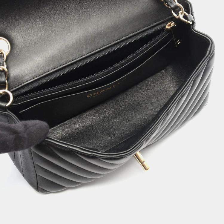 Pre Owned Chanel V Stitch Chevron Mini Black Lambskin Leather Shoulder Bag