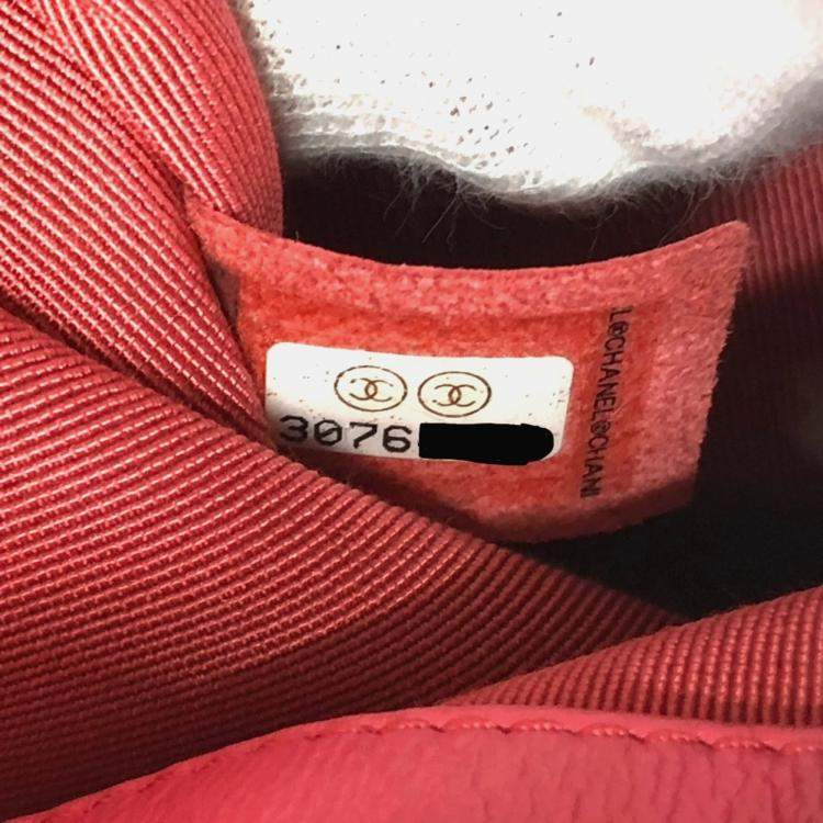 Pre Owned Chanel CC Drawstring Pink Lambskin Leather Tote Bag