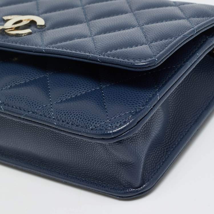 Pre Owned Chanel CC Crystal Blue Quilted Caviar Leather Wallet On Chain