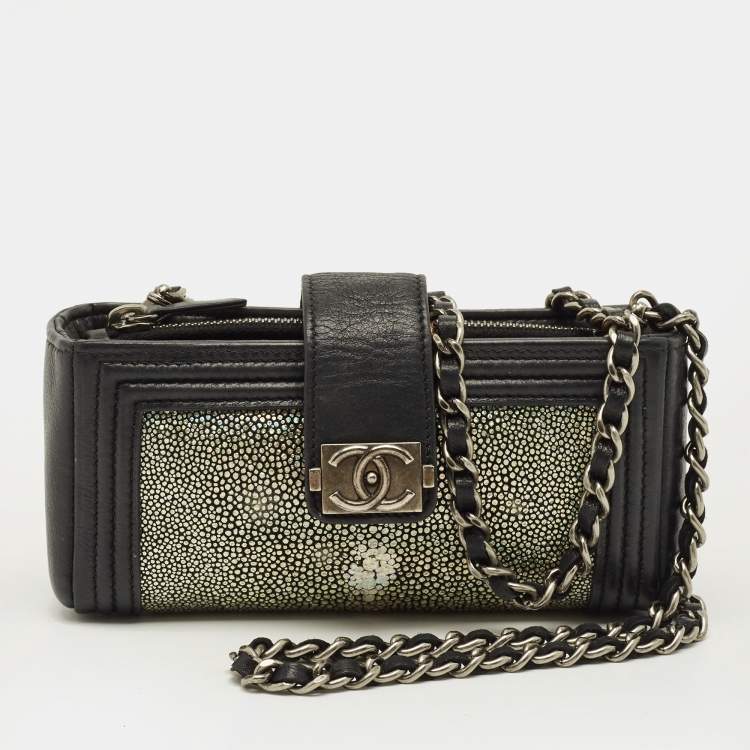Pre Owned Chanel Boy O-Phone Holder Black/Metallic Stingray and Leather Chain Pouch