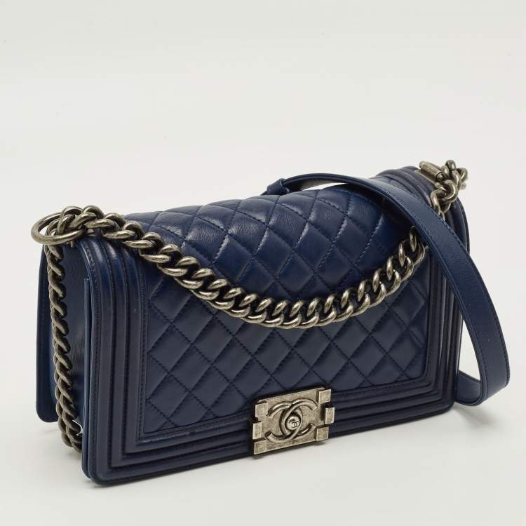 Pre Owned Chanel Boy Medium Dark Blue Quilted Leather Flap Bag