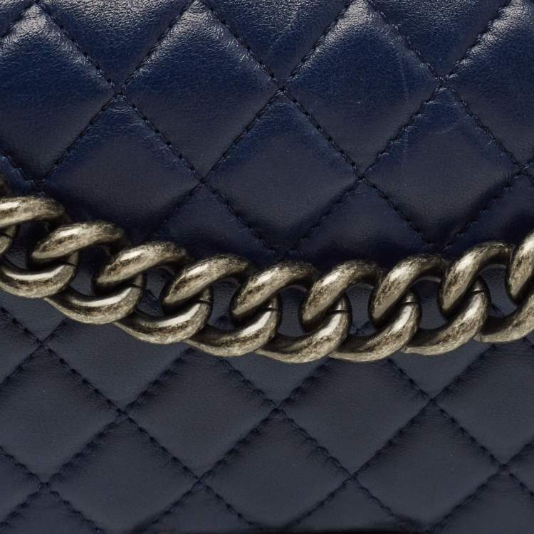 Pre Owned Chanel Boy Medium Dark Blue Quilted Leather Flap Bag