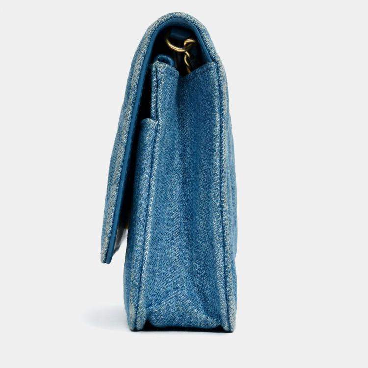 Pre Owned Chanel 2022 Blue Denim Wallet On Chain
