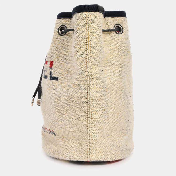 Pre Owned Chanel 2018-19 Beige Cloth Deauville Logo Bucket Shoulder Bag