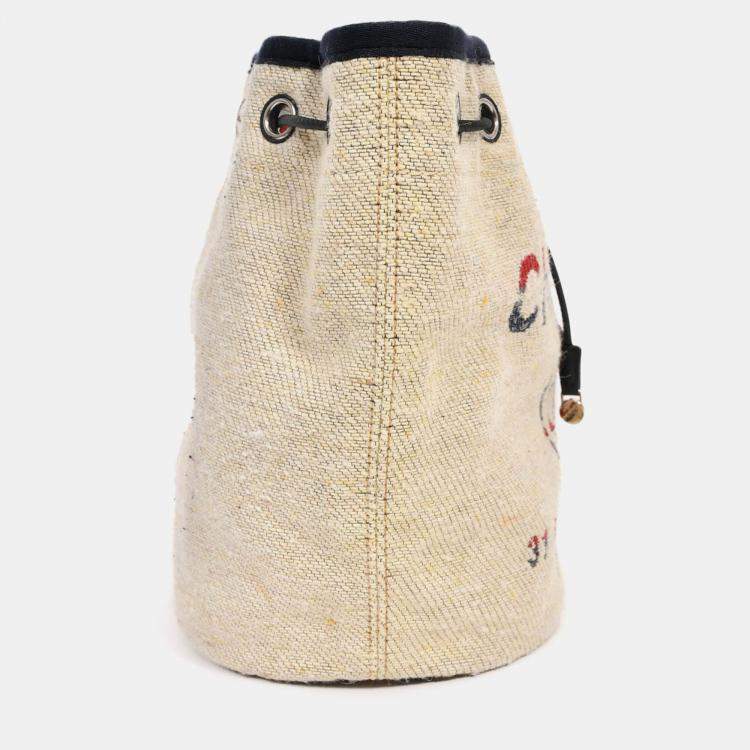 Pre Owned Chanel 2018-19 Beige Cloth Deauville Logo Bucket Shoulder Bag