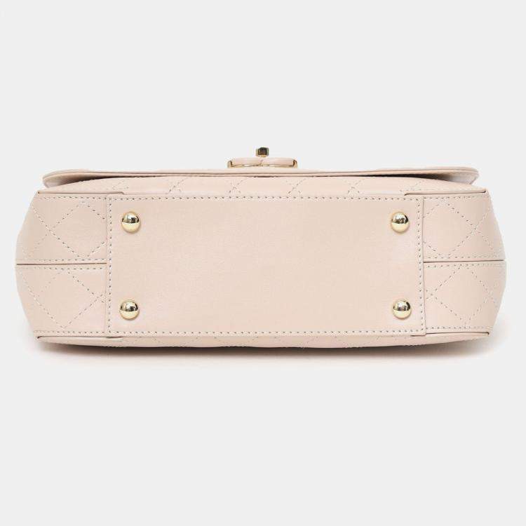 Pre Owned Chanel 2019 Cream Leather Quilted Flat Bag